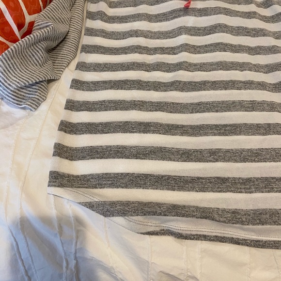 Fun pull over - Picture 4 of 6